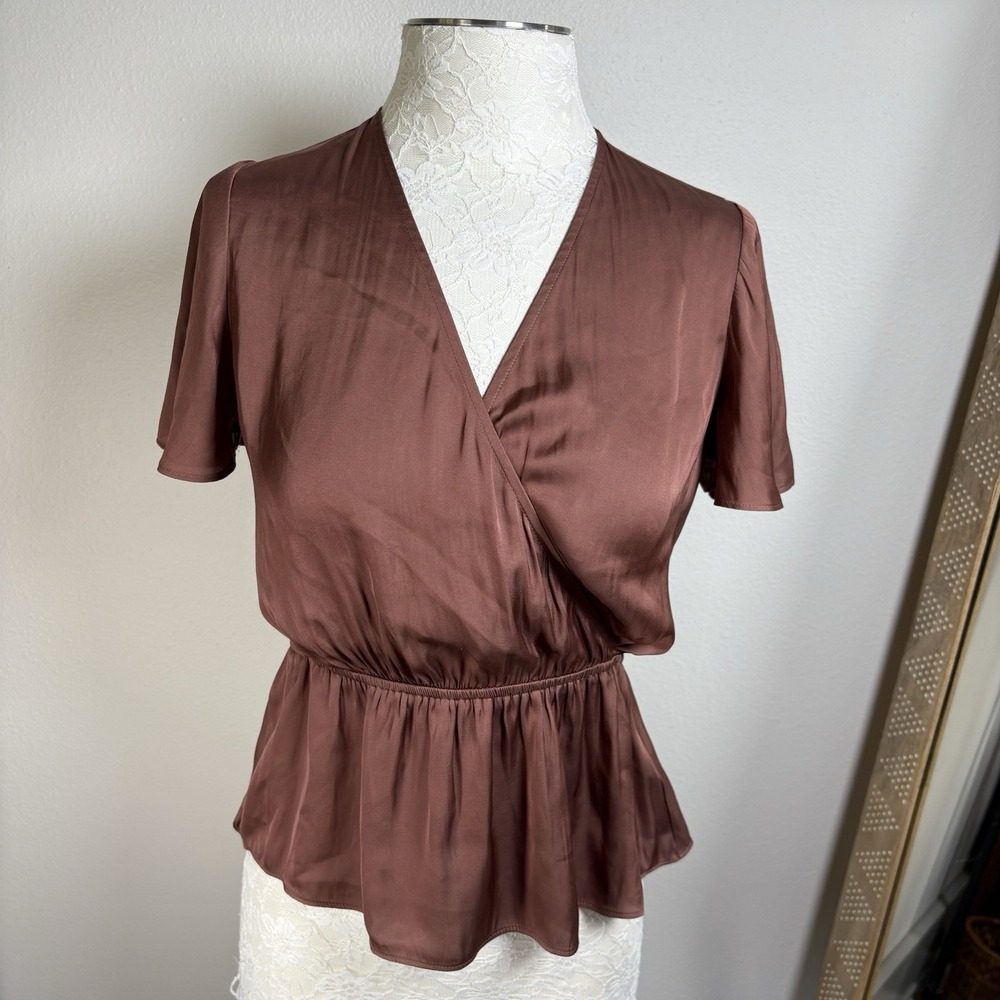 Express Women XS Brown Surplice Top Peplum Coquette Satin Mock Wrap V Neck